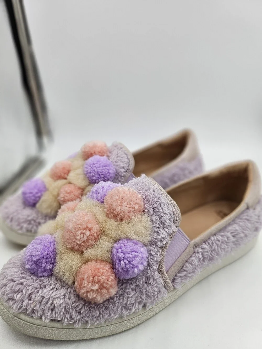 UGGS LAVENDER FOG RICCI FLUFF POM POM SLIP-ON SNEAKERS SHOES,ADULT SIZE US 9.5